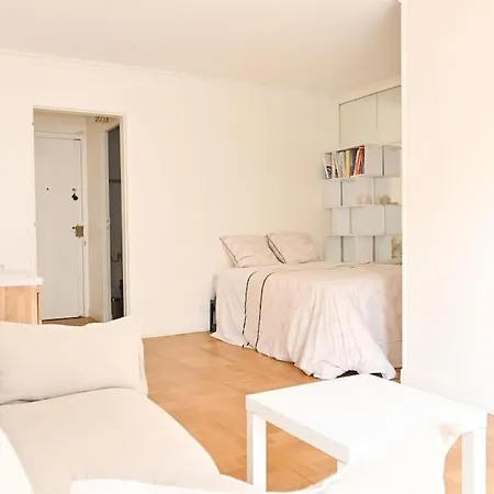 Apartament A *