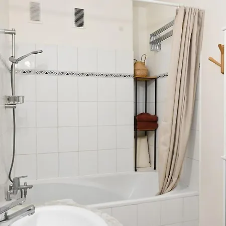 Apartament A *