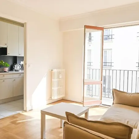 Apartament A *